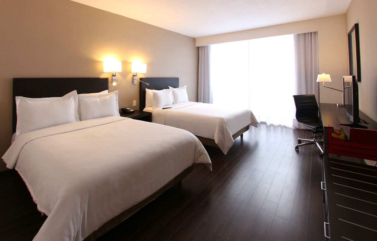 Fiesta Inn Express Puebla Explanada Bagian luar foto